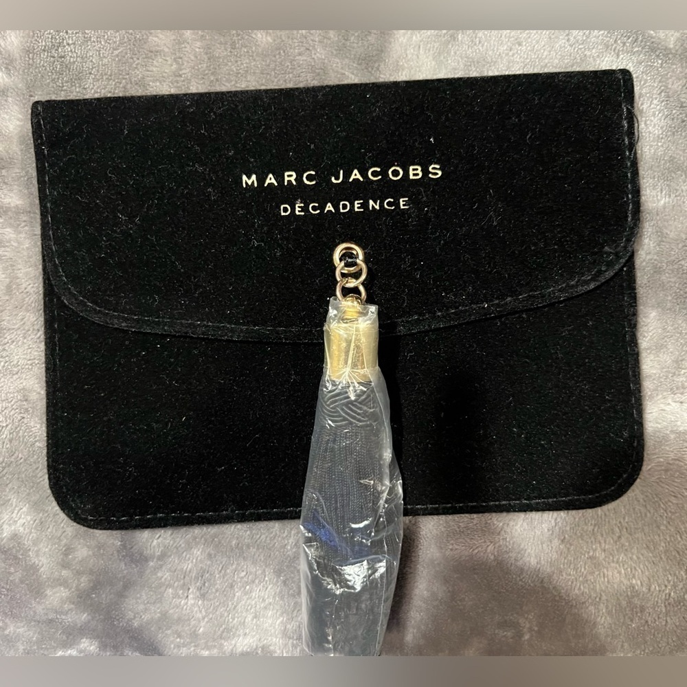 NEW Marc Jacobs Decadence Black Velvet Pouch/ Clutch with Tassel